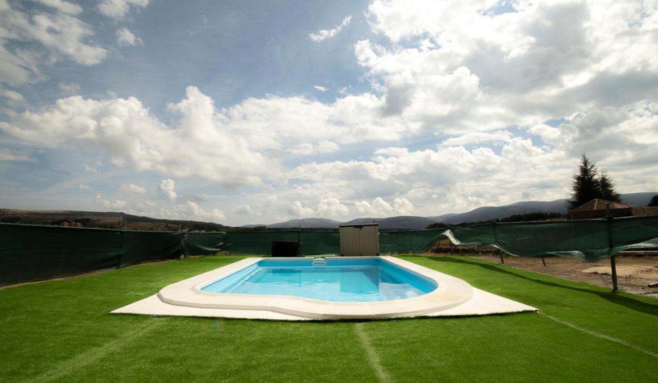 Villa De Gredos Navarredonda de Gredos Luaran gambar